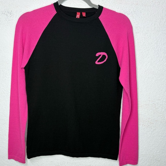 525 America Y2K Hot Pink & Black ‘D’ Monogram Silk Top Preppy Tenniscore It Girl - Picture 4 of 12